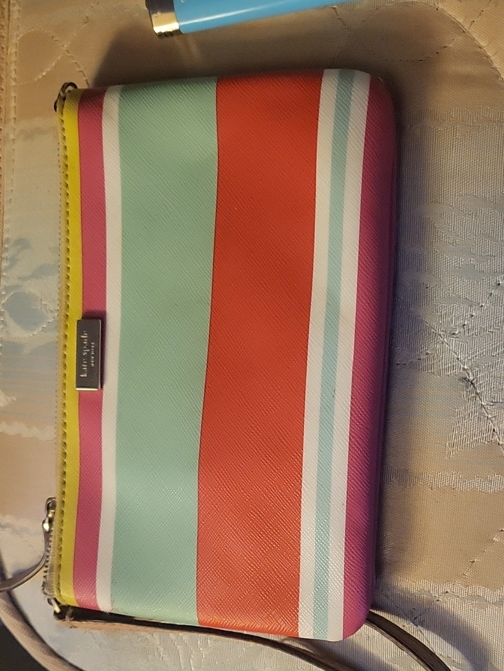 Kate Spade Large Wristlet.like New